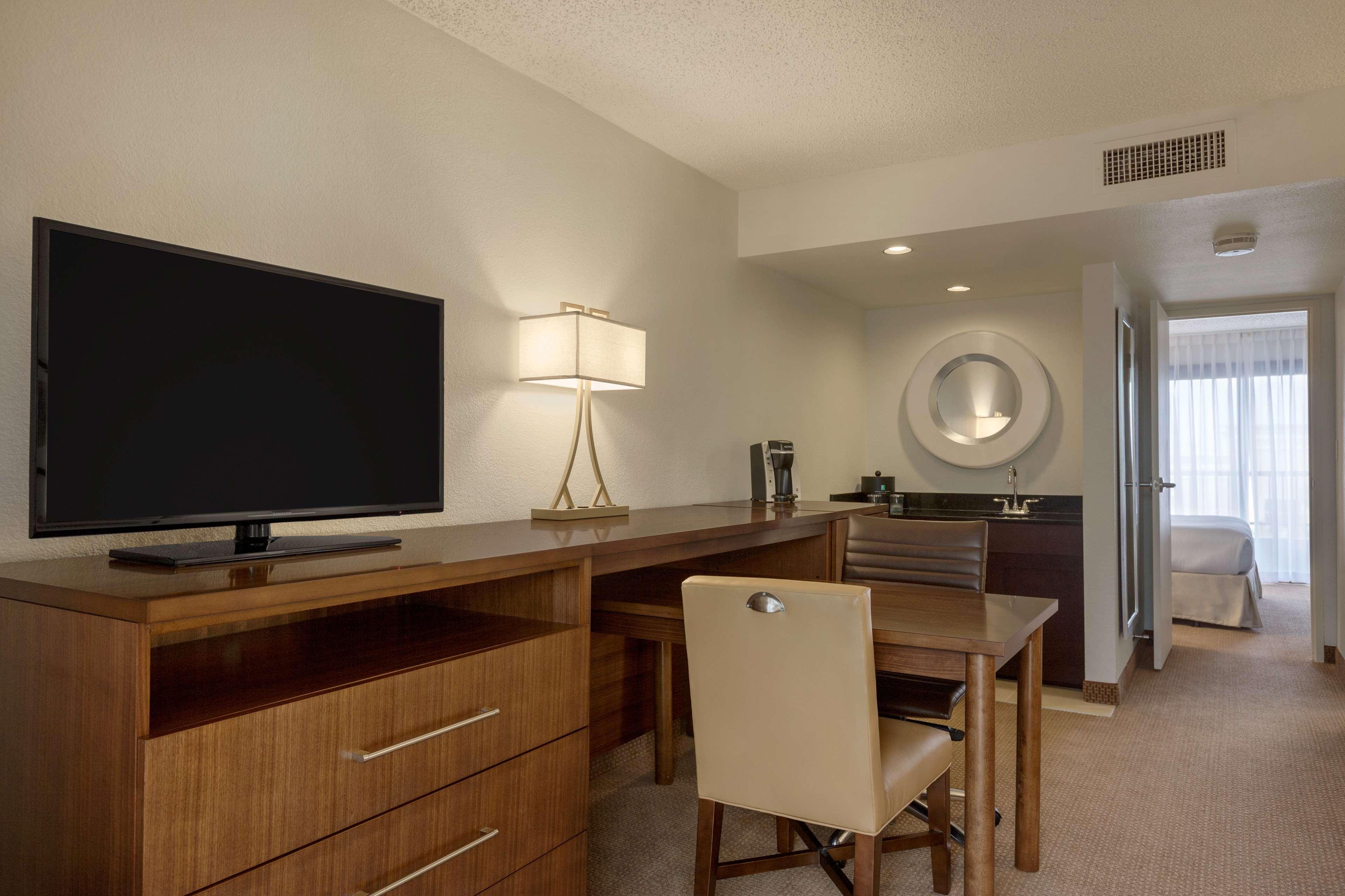 Embassy Suites Baton Rouge Esterno foto